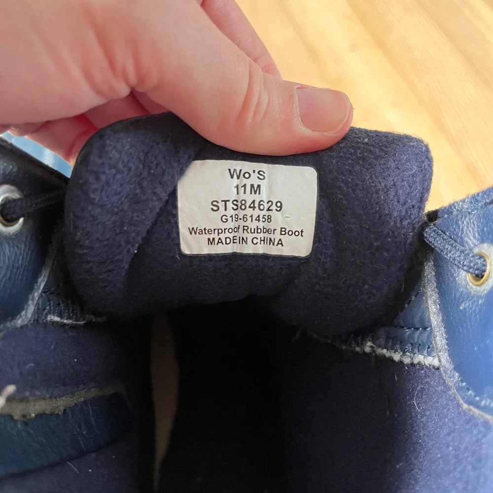Sperry Saltwater Duck Boots Womens 11 Navy Blue Quilted Waterproof Rain Winter